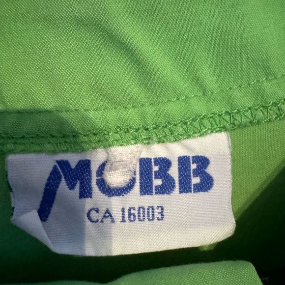 Scrubs from mobb and FUNDAMENTALS - Picture 3 of 12